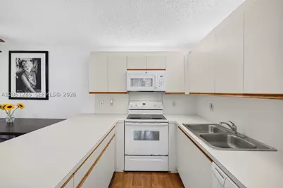 719 NW 98th, Plantation, FL 33324 - Photo 18