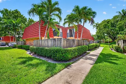 719 NW 98th, Plantation, FL 33324 - Photo 1