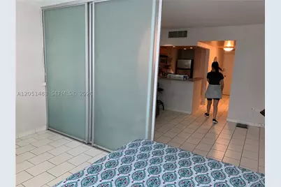 905 Brickell Bay #1523, Miami, FL 33131 - Photo 16