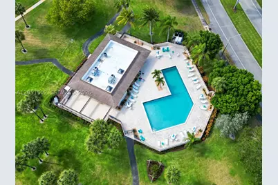 123 Deer Creek #203, Deerfield Beach, FL 33442 - Photo 2