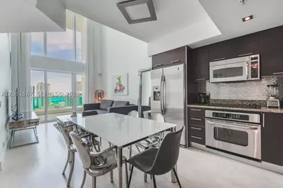 41 SE 5th #2009, Miami, FL 33131 - Photo 4