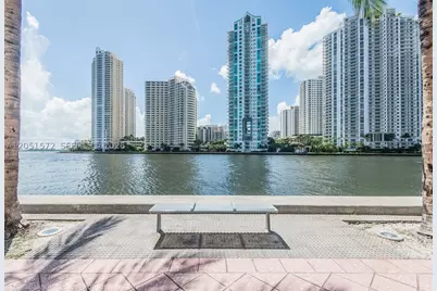335 S Biscayne #1600, Miami, FL 33131 - Photo 60