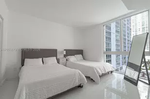 335 S Biscayne, Miami, FL 33131 - Photo 14