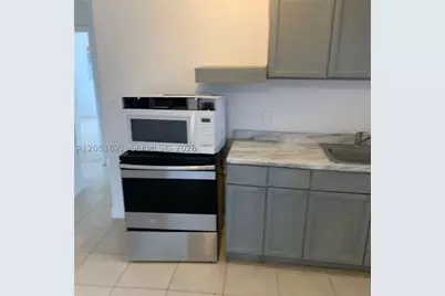308 NW 9th, Hallandale Beach, FL 33009 - Photo 18