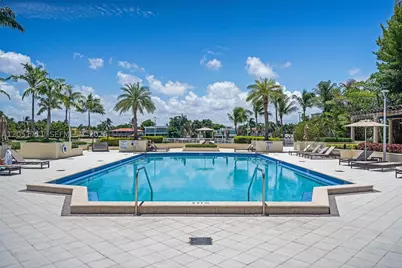 5600 Collins #7J, Miami Beach, FL 33140 - Photo 38