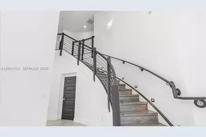 8900 NW 161st #N/A, Miami Lakes, FL 33018 - Photo 10