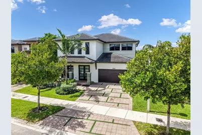 8900 NW 161st #N/A, Miami Lakes, FL 33018 - Photo 2