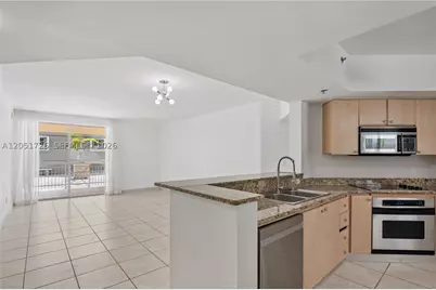 145 Jefferson #417, Miami Beach, FL 33139 - Photo 2