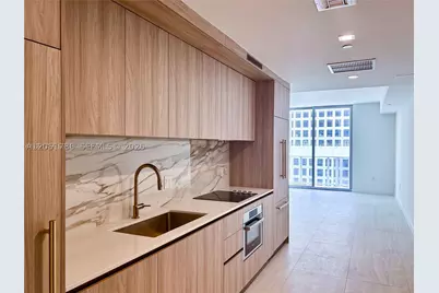 77 SE 5th #2314, Miami, FL 33131 - Photo 1