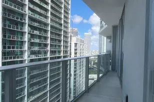77 SE 5th, Miami, FL 33131 - Photo 14