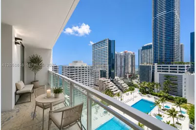 950 Brickell Bay #1905, Miami, FL 33131 - Photo 4