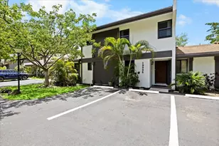 19996 NE 5th, Miami, FL 33179 - Photo 2