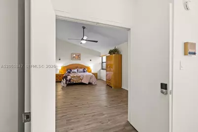 19996 NE 5th #4C, Miami, FL 33179 - Photo 24
