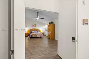 19996 NE 5th, Miami, FL 33179 - Photo 24