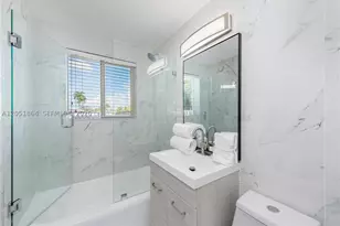2531 Key Largo, Fort Lauderdale, FL 33312 - Photo 12