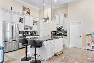 2707 S Parkview, Hallandale Beach, FL 33009 - Photo 4