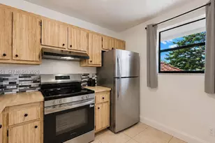 15701 W Waterside, Sunrise, FL 33326 - Photo 10