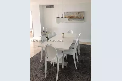 5701 Collins #1415, Miami Beach, FL 33140 - Photo 4
