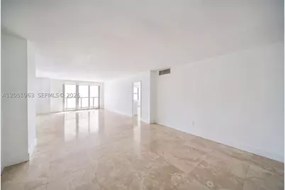 5701 Collins #1415, Miami Beach, FL 33140 - Photo 2