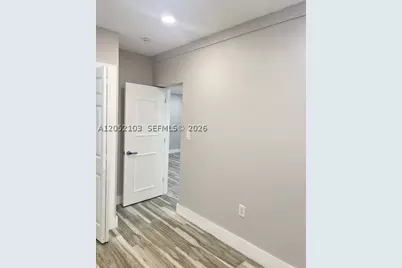 922 NW 2nd #2, Miami, FL 33128 - Photo 4