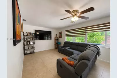 8291 NW 17th, Pembroke Pines, FL 33024 - Photo 8