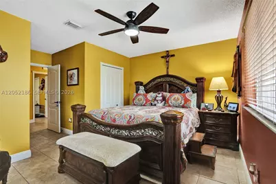 2359 W 74th #1-104, Hialeah, FL 33016 - Photo 18