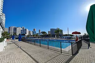 825 Brickell Bay, Miami, FL 33131 - Photo 18