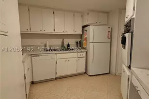 825 Brickell Bay, Miami, FL 33131 - Photo 54