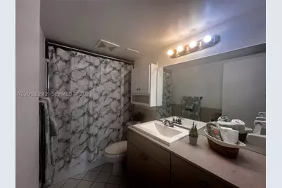 6700 Cypress #111, Plantation, FL 33317 - Photo 14
