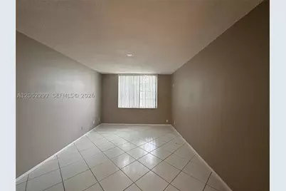 6700 Cypress #111, Plantation, FL 33317 - Photo 6