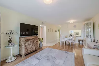 2333 Indian River #306, Vero Beach, FL 32960 - Photo 12