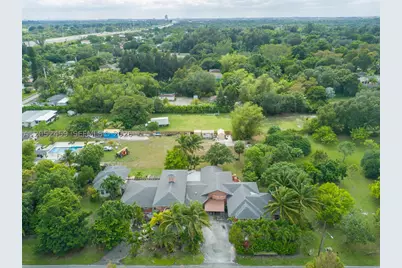 5400 Palm Tree, Plantation, FL 33317 - Photo 8