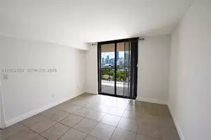 540 Brickell Key, Miami, FL 33131 - Photo 8