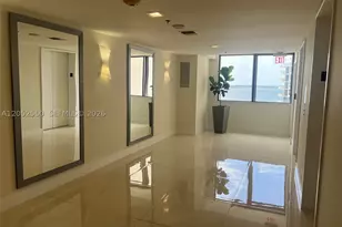 540 Brickell Key, Miami, FL 33131 - Photo 22