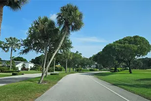 900 NW Greensward, Delray Beach, FL 33445 - Photo 4
