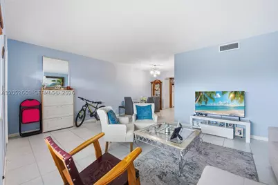 1450 NE 170th #209, North Miami Beach, FL 33162 - Photo 4