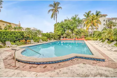 255 W 24th #302, Miami Beach, FL 33140 - Photo 8