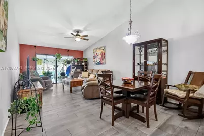 2377 N 37th, Hollywood, FL 33021 - Photo 14