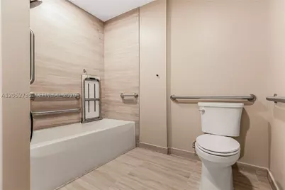 580 72nd #1005, Miami Beach, FL 33141 - Photo 14