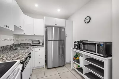 3625 N Country Club #PH2, Aventura, FL 33180 - Photo 6