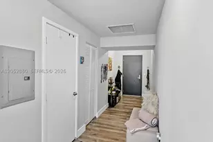 888 Biscayne, Miami, FL 33132 - Photo 12