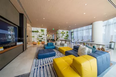 55 SW 9th #3207, Miami, FL 33130 - Photo 18