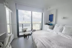 55 SW 9th, Miami, FL 33130 - Photo 12