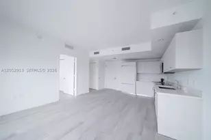 55 SW 9th, Miami, FL 33130 - Photo 4