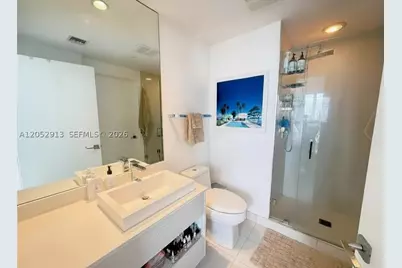 55 SW 9th #3207, Miami, FL 33130 - Photo 14