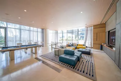 55 SW 9th #3207, Miami, FL 33130 - Photo 20