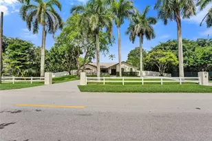 2255 SW 145th, Davie, FL 33325 - Photo 2