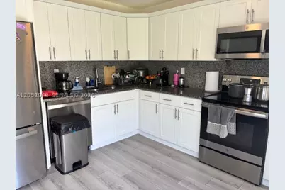 3291 Kapot, Miramar, FL 33025 - Photo 16