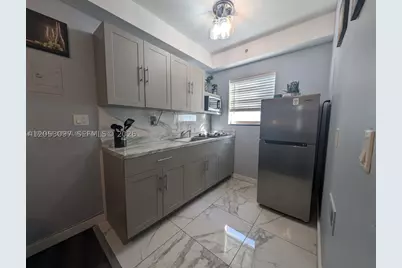 1446 Ocean #44, Miami Beach, FL 33139 - Photo 8