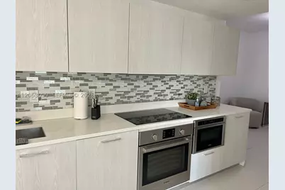 501 NE 31st #701, Miami, FL 33137 - Photo 4